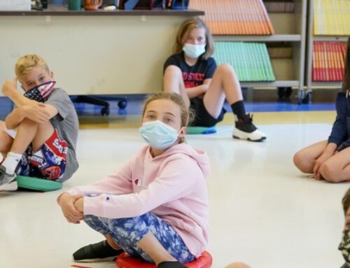 Eine Gruppe von Eltern schickte die Gesichtsmasken ihrer Kinder zur Analyse in ein Labor. Hier ist, was sie gefunden haben